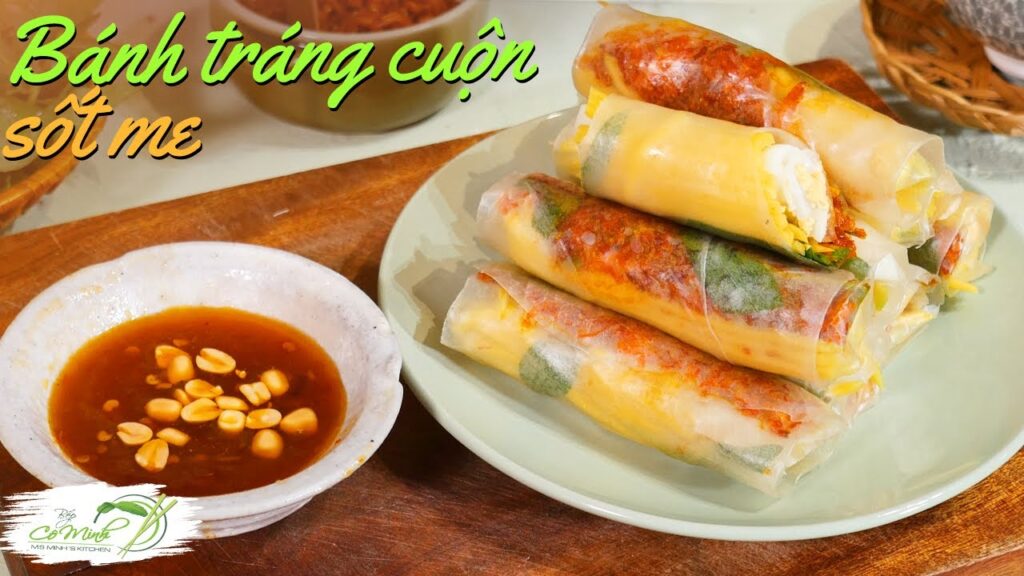 Bánh tráng cuốn sốt me